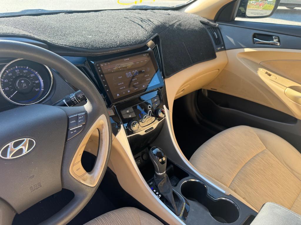2011 Hyundai Sonata GLS - Photo 7